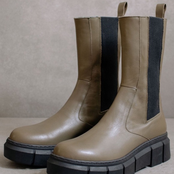 ALOHAS Olive and Black Combat Boots ethically made- size 6.5 - Picture 5 of 6